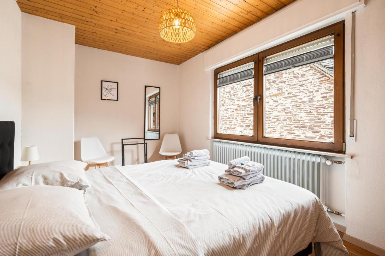 Haus Blaue Traube Mit Moselblick Apartment Ediger-Eller Exterior photo